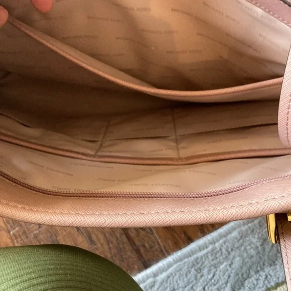 Michael Kors tote bag - Picture 5 of 9